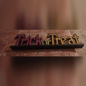 Halloween Trick or Treat Wall Decor - Black, Red, Gold